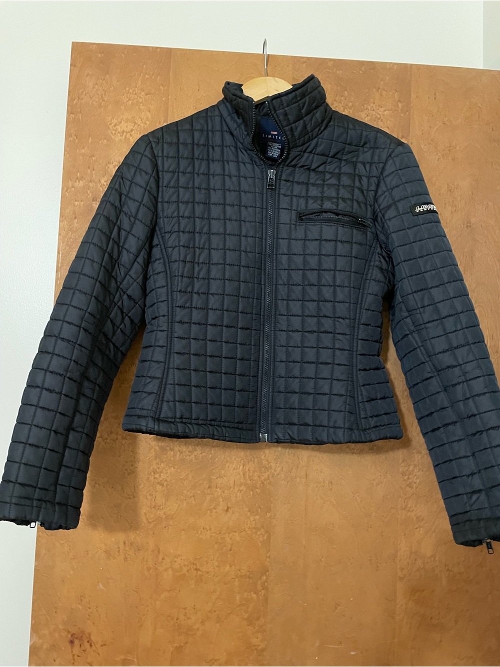 The Limited Black Quilted Cropped Puffer Jacket